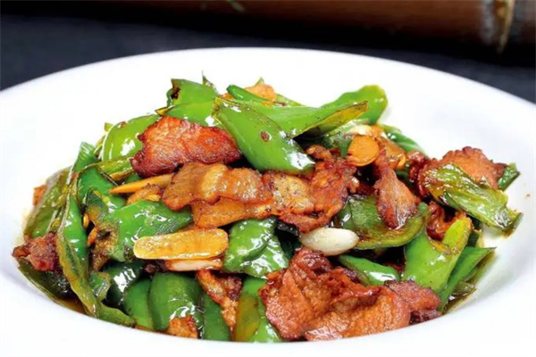 七碗湘辣椒炒肉加盟